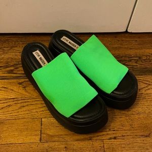 Steve Madden x Urban Outfitters 90s sandals